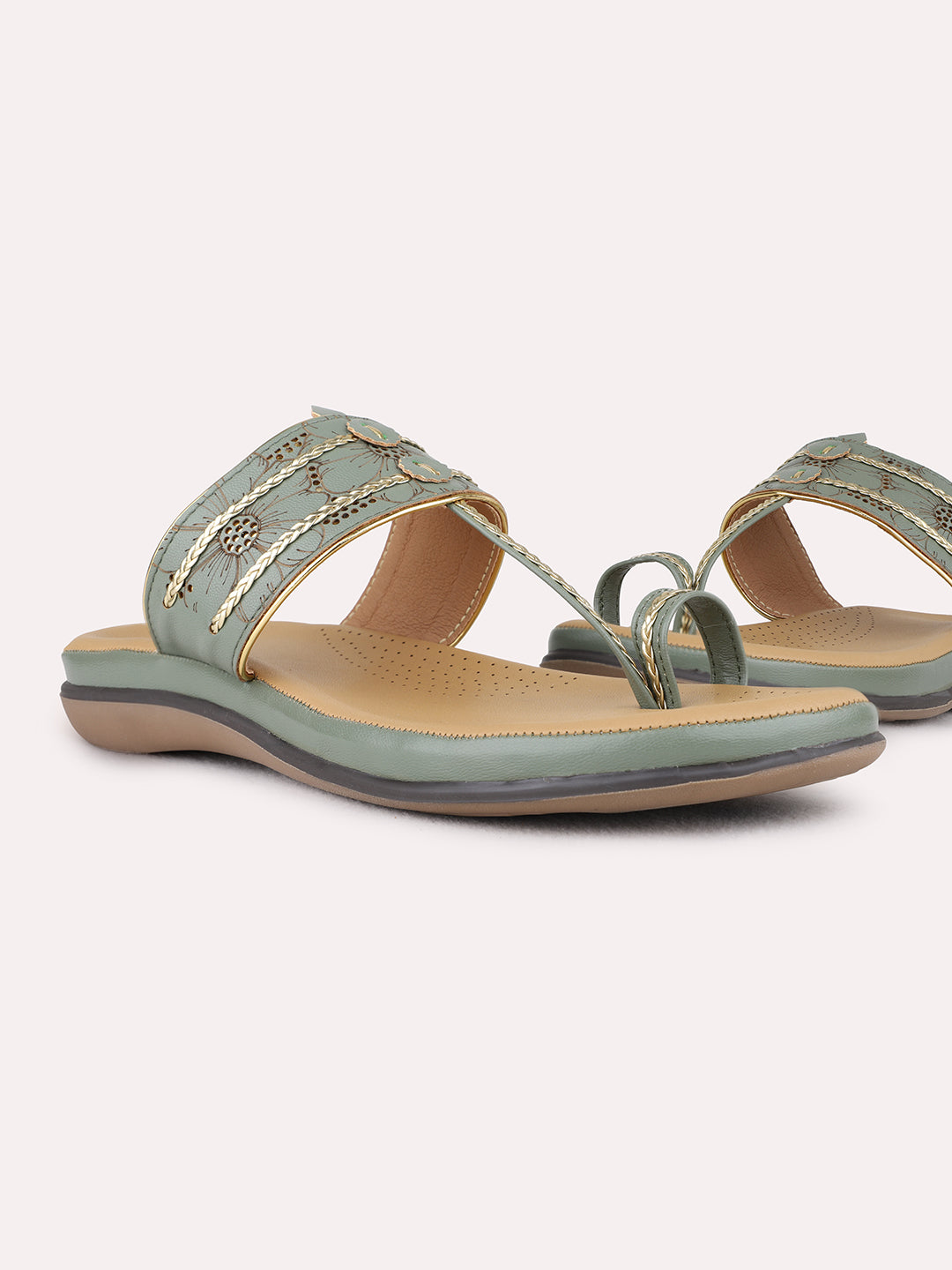 Womens Green Ethnic Embellished One Toe Flat Sandals