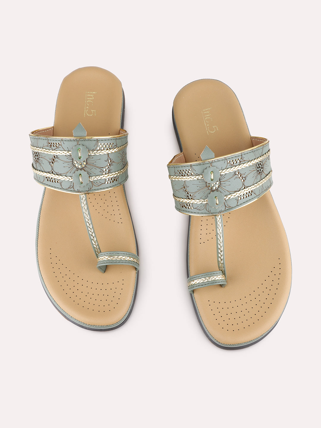 Womens Green Ethnic Embellished One Toe Flat Slip-Ons