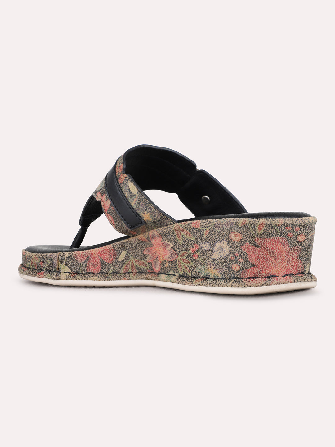 Womens Black Casual Printed Round Toe Wedge Heels