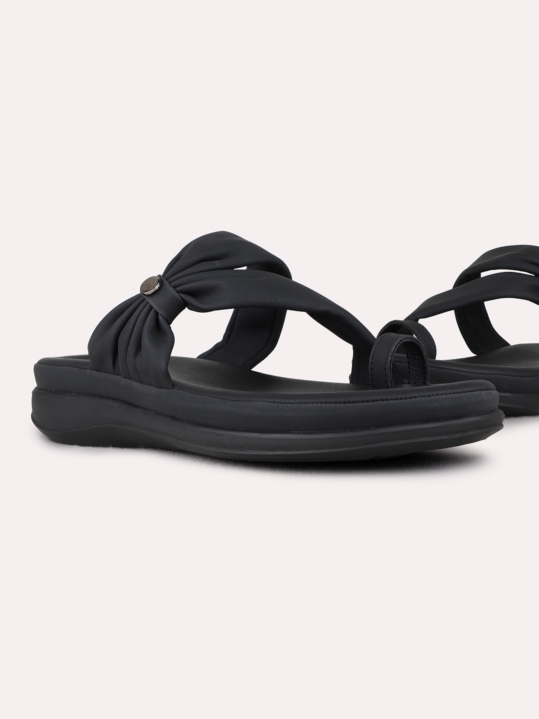 Womens Black Casual Solid One Toe Flats