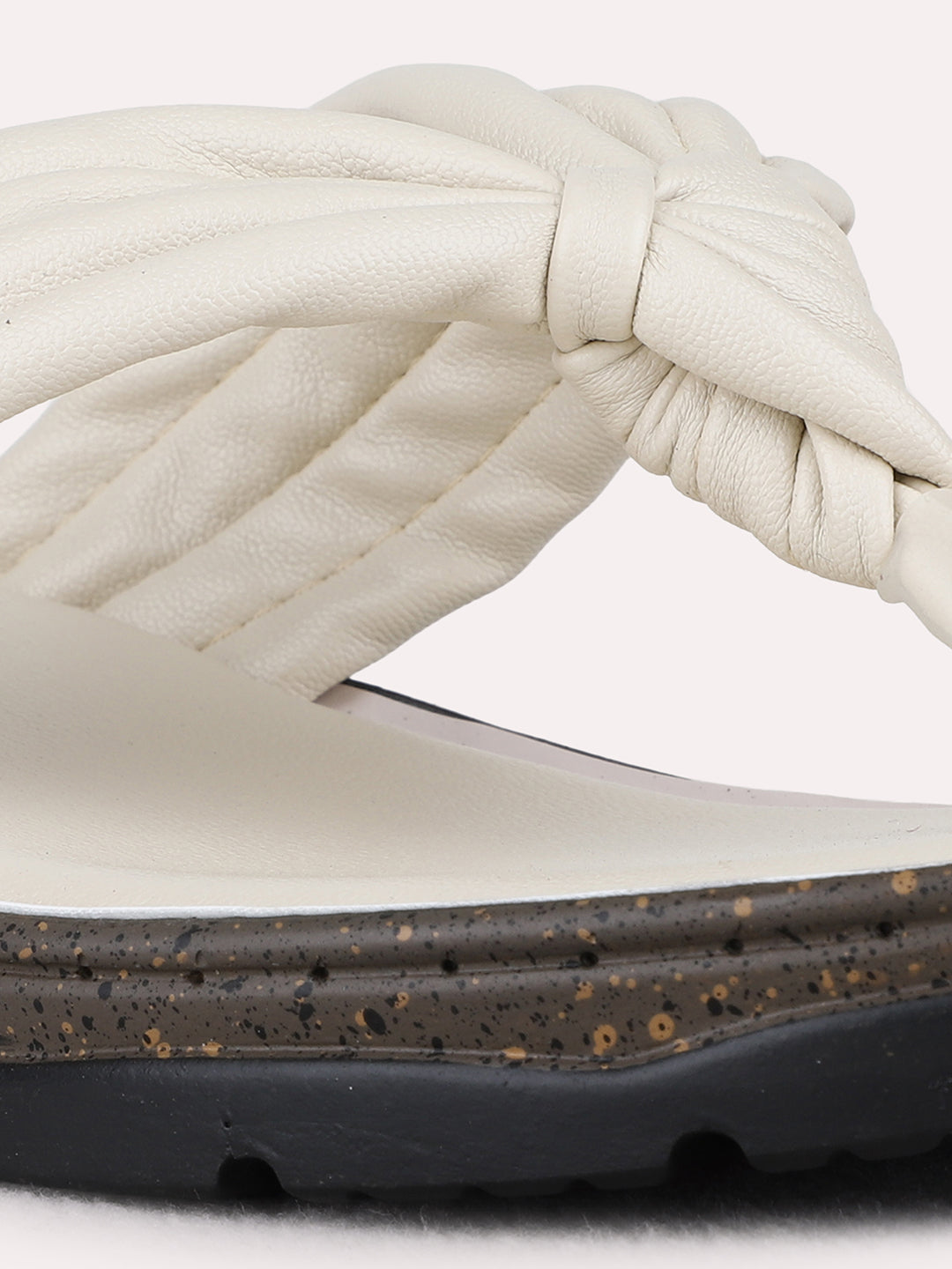 Womens Cream Casual Solid T-Strap Flat Slip-On Sandals