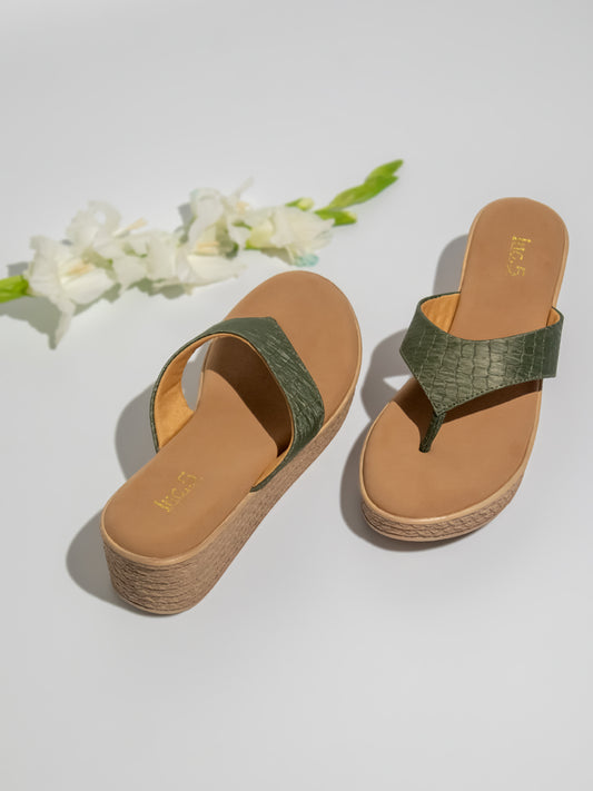 Women Green Textured Open Toe Wedges