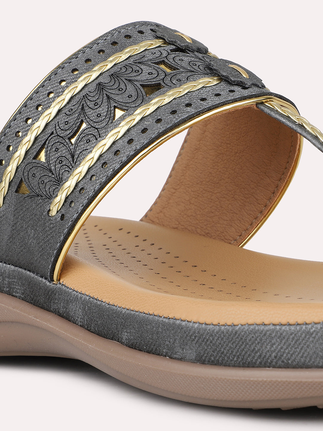 Womens Grey Casual Thong Round Toe Comfort Kolhapuri Flats