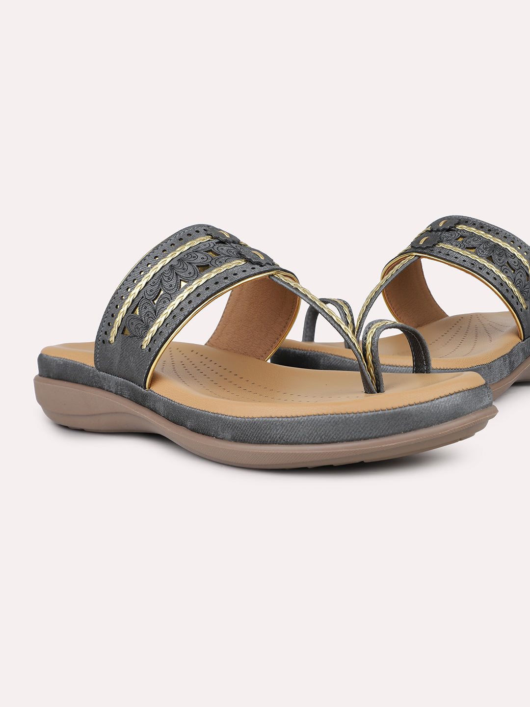 Womens Grey Casual Thong Round Toe Comfort Kolhapuri Flats