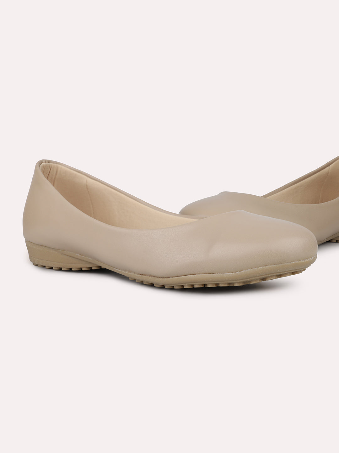 Womens Beige Casual Solid Round Toe Slip on Ballerina