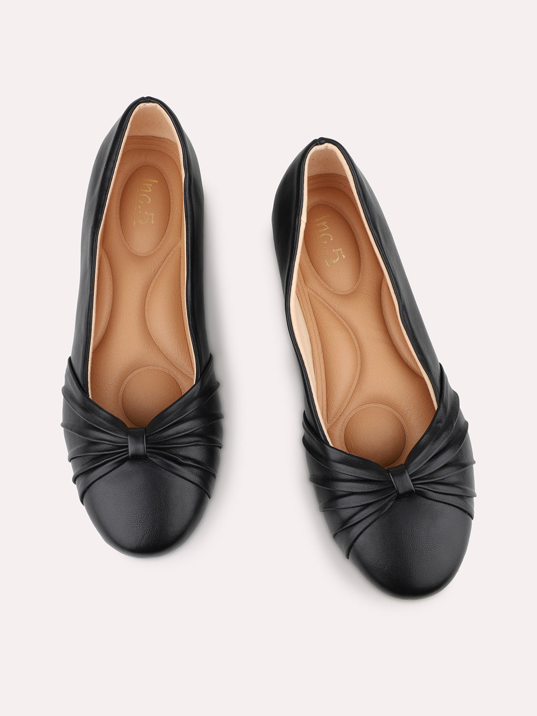 Womens Black Casual Solid Round Toe Slip on Ballerina