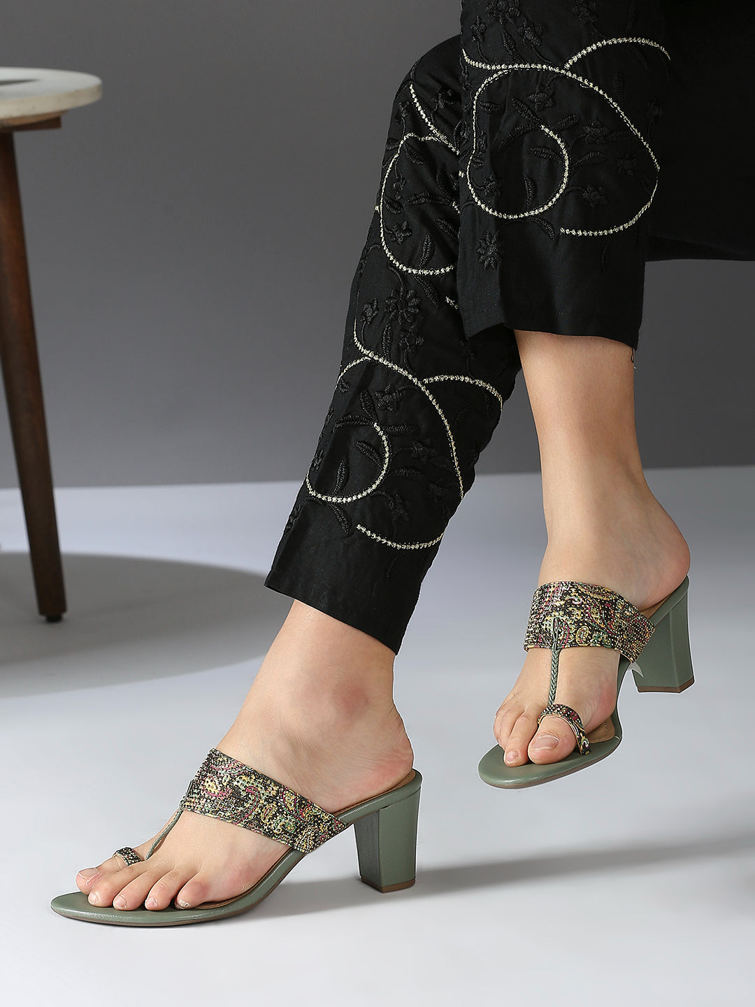 Womens Green Ethnic Printed Round Toe Block Heels