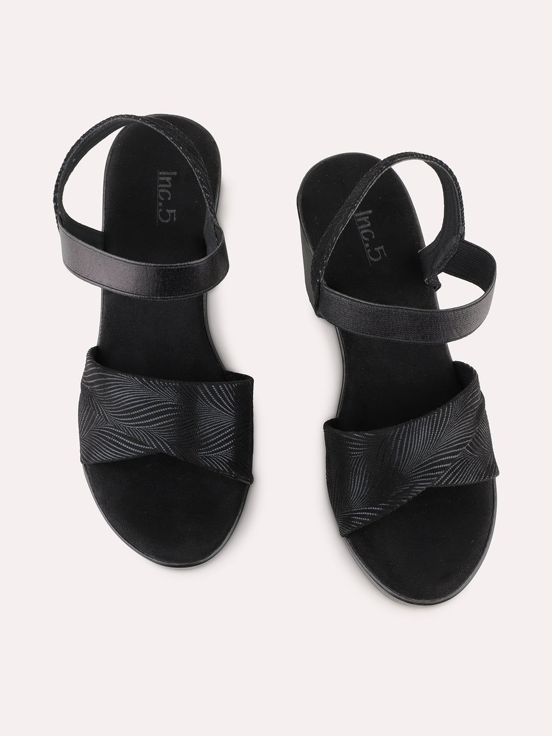 Womens Black Party Wear Solid Round Toe Platform Heels