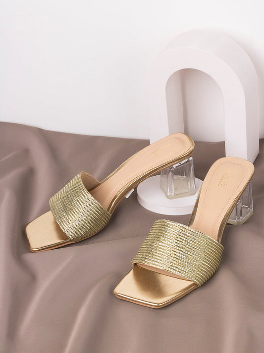 Womens Golden Solid Square Toe Party Wear Block Heel Sandals