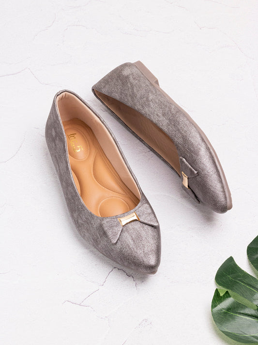 Womens Pewter Printed Pointed Toe Party Wear Ballerinas