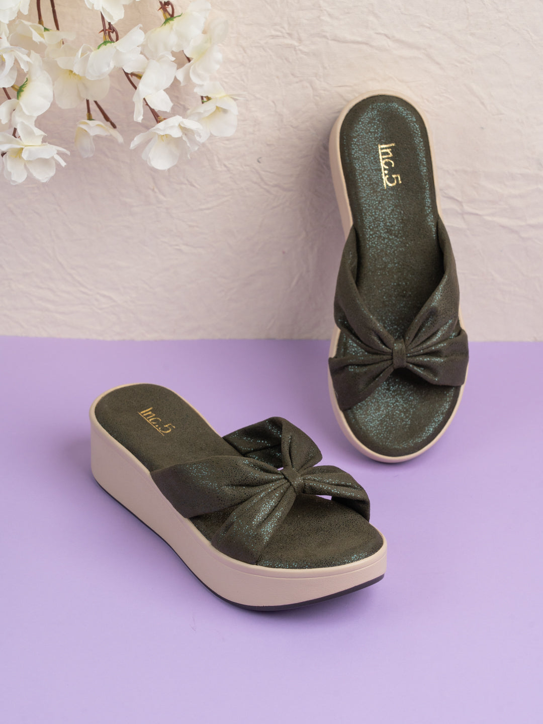 Womens Green Casual Round Toe Solid Sandals