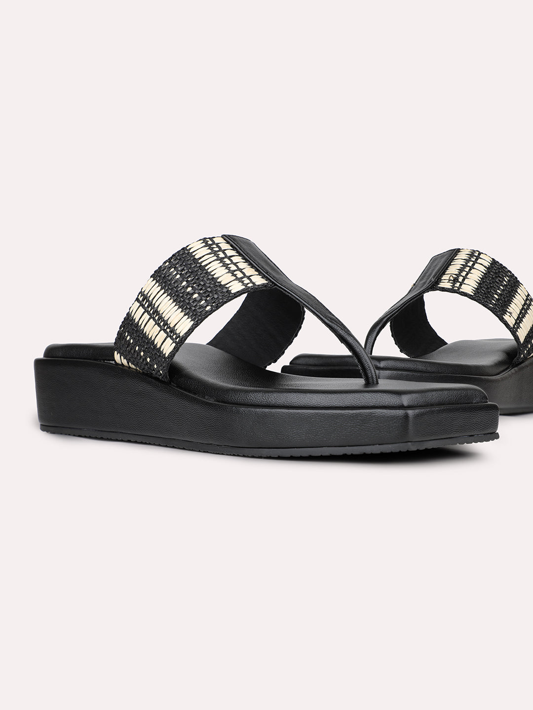 Womens Black Printed T Strap Casual Wedge Heel Sandals