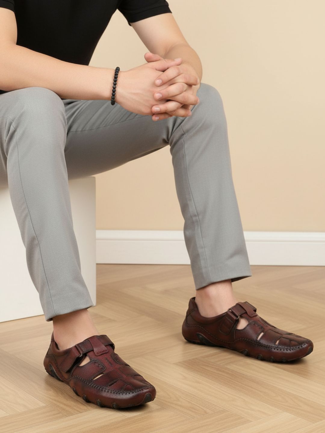Mens Brown Casual Solid Round Toe Slip-Ons