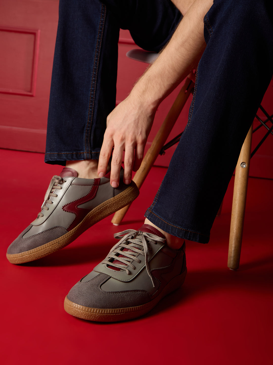 Mens Grey Casual Solid Round Toe Sneakers Shoe