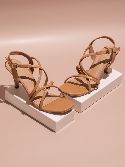 Women Beige Strappy Slim Heels With Buckle Clousre