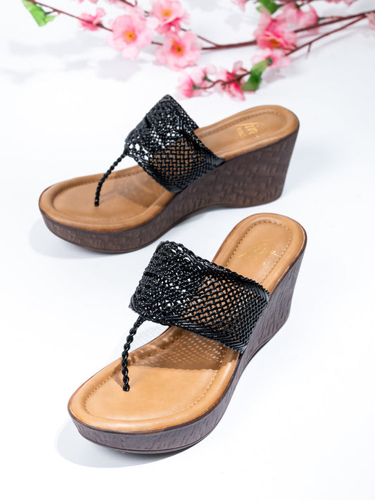 Women Black Woven Design Wedge Sandals