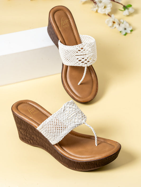 Women White Woven Design Wedge Sandals