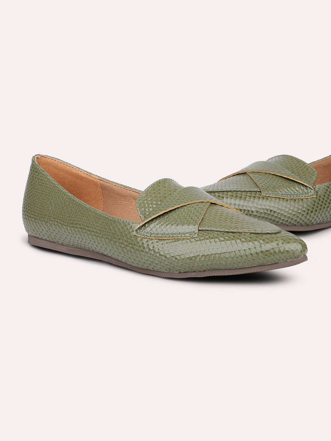 Women Green Textured Ballerinas Flats