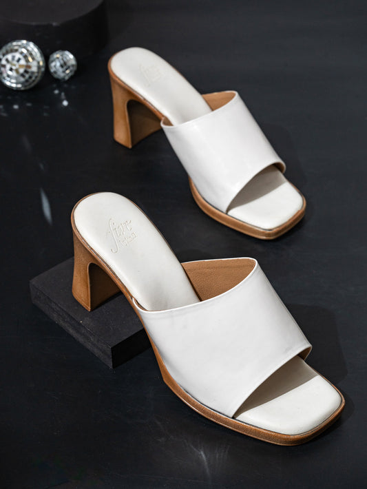 Women White Solid Open Toe Block Heels