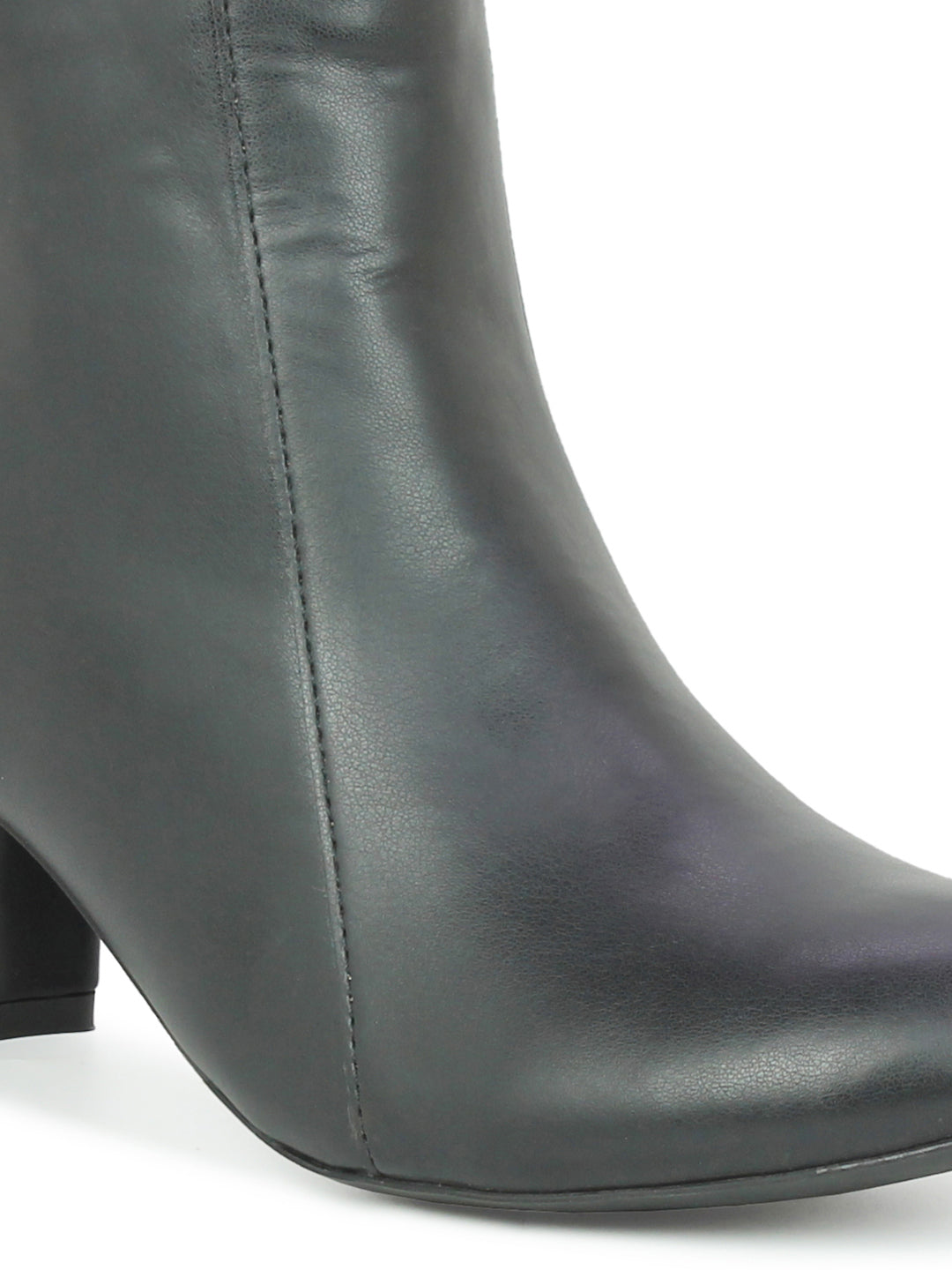 Women Black Solid Boots