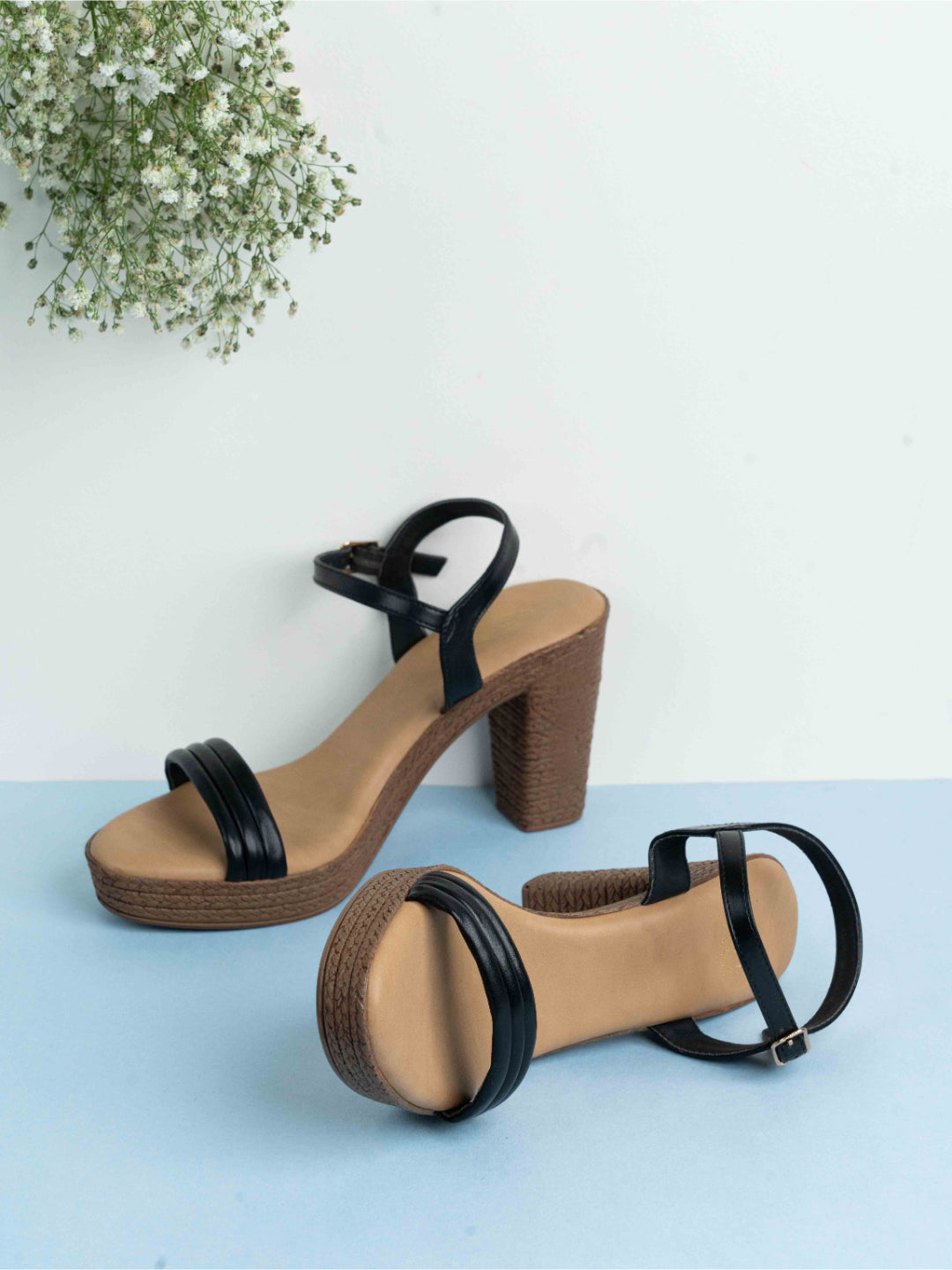 Womens Black Party Wear Solid Round Toe Block Heel Sandals