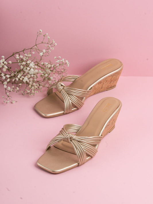 Women Golden Casual Open Toe Wedge Heel Sandal