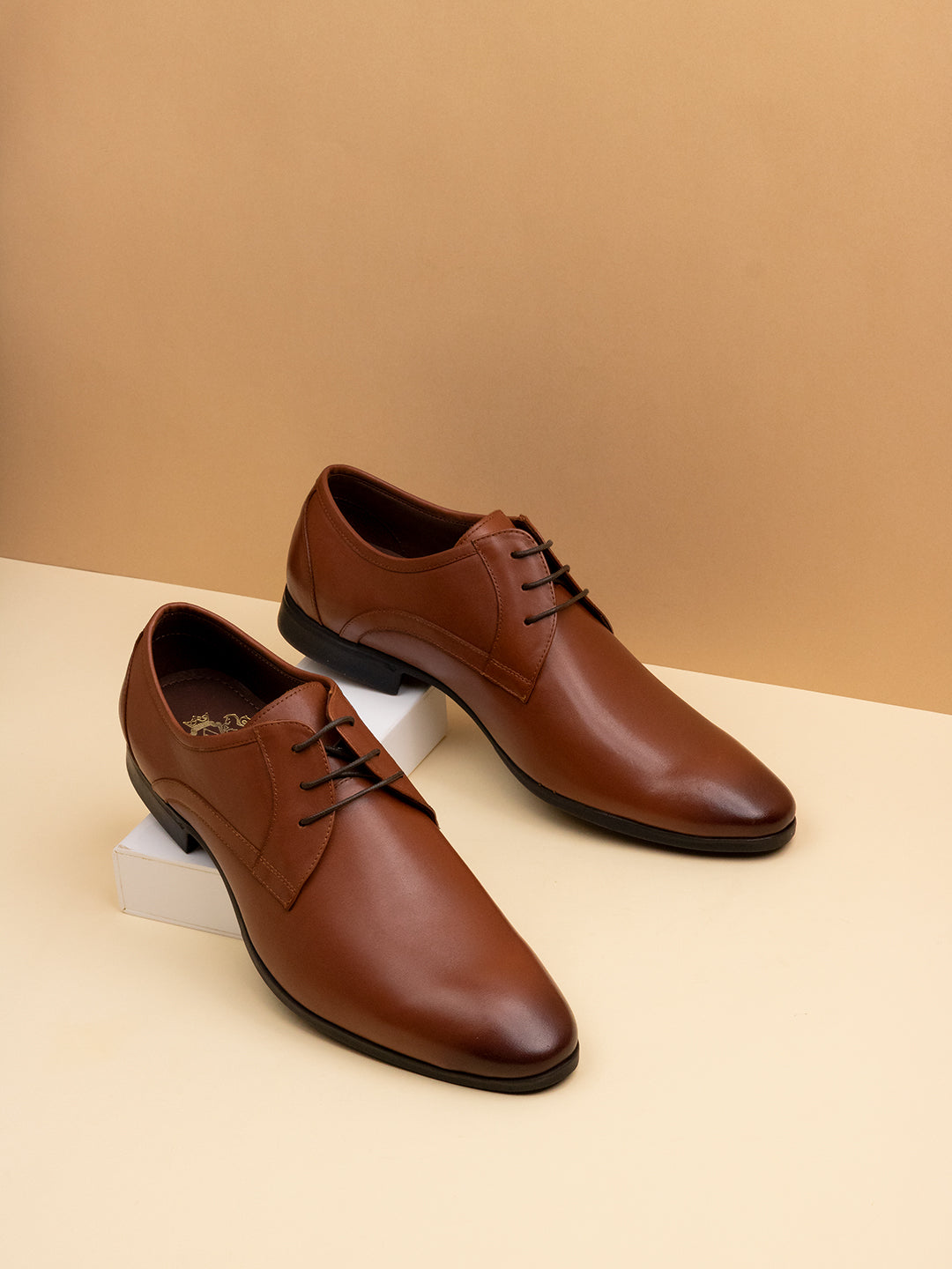 Mens Tan Solid Pointed Toe Formal Shoes