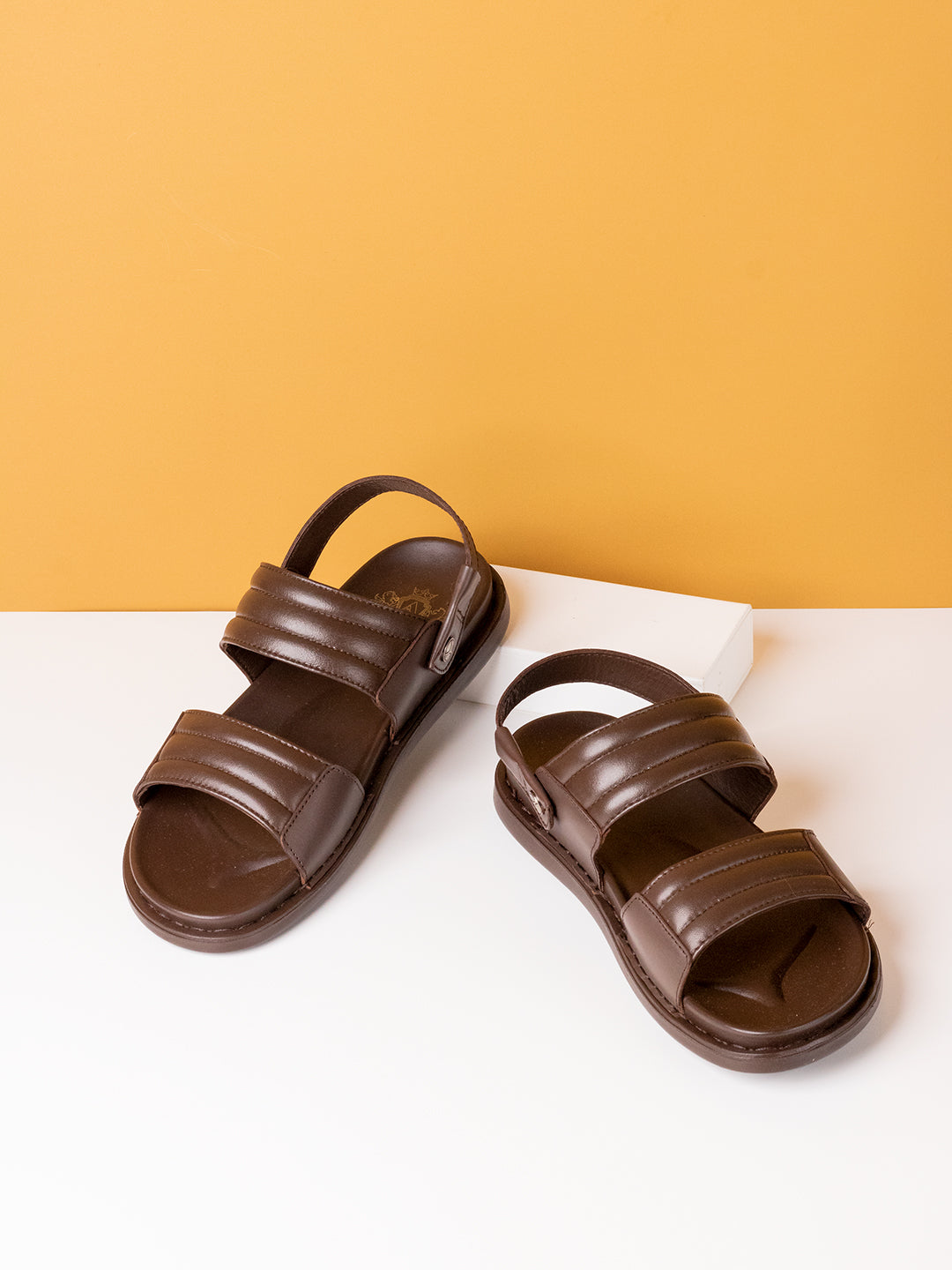 Mens Brown Solid Round Toe Casual Sandals