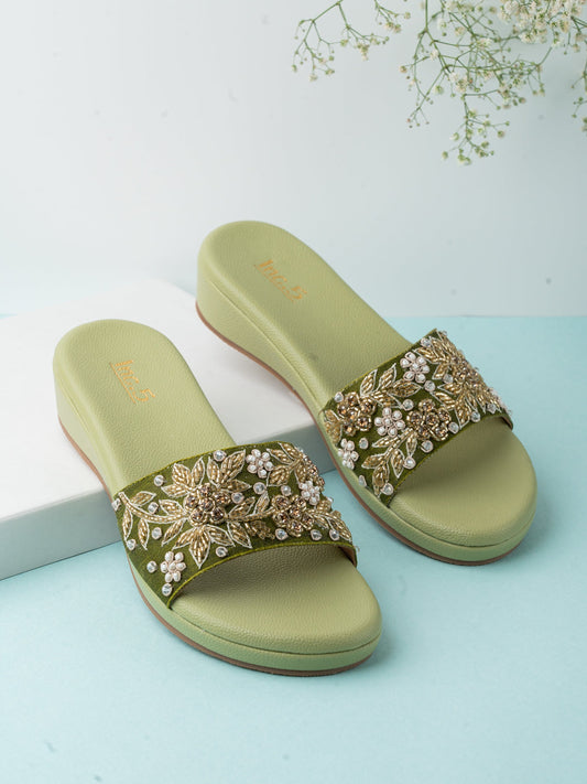 Women Green Casual Open Toe Flat Sandal