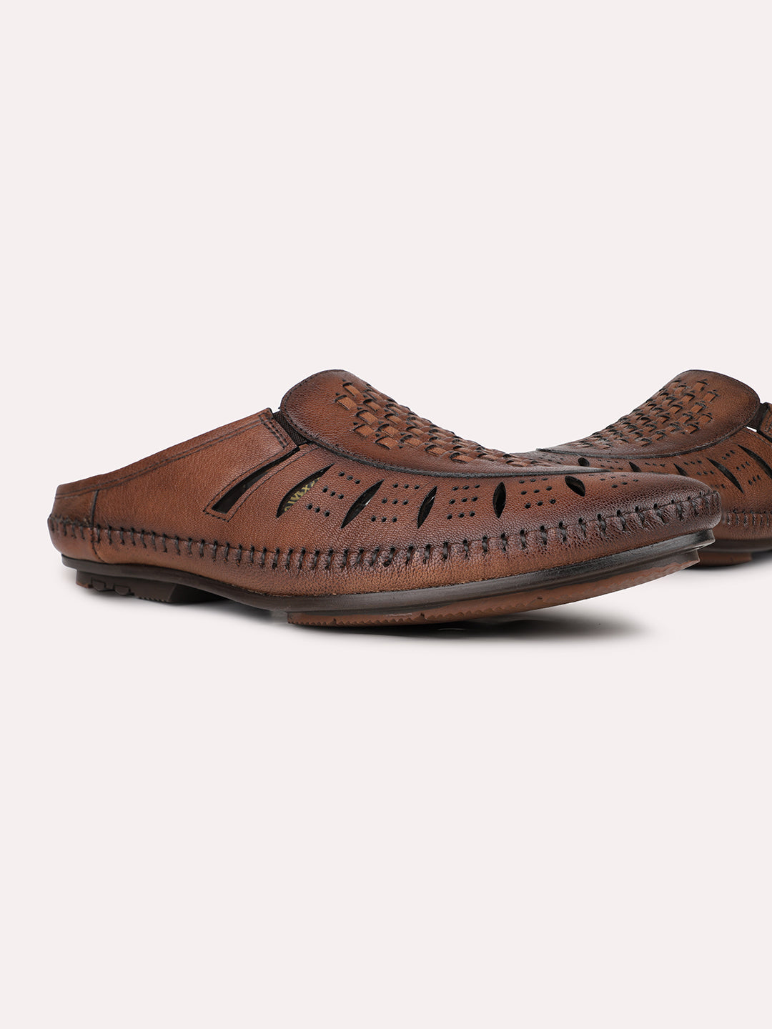 Mens Brown Solid Round Toe Casual Sandals