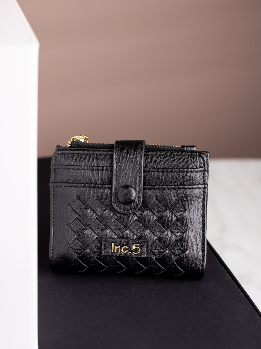 Women Casual Black Textured Wallet With Push Lock