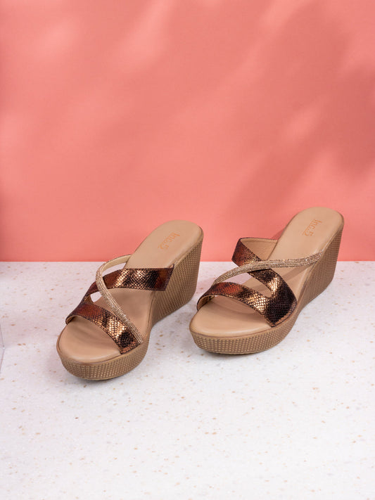 Womens Golden Party Wear Striped Round Toe Wedge Heels