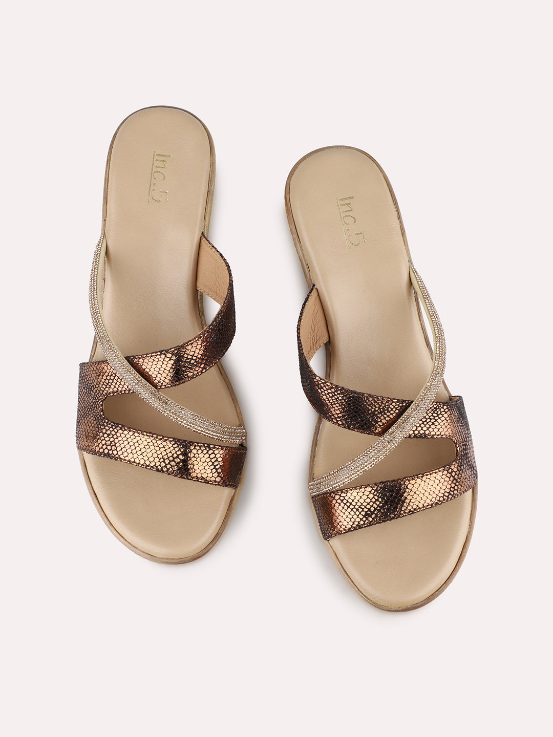 Womens Golden Party Wear Striped Round Toe Wedge Heels