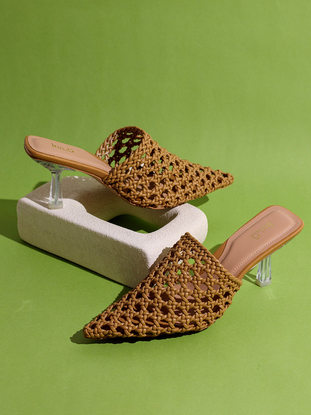 Womens Beige Party Wear Solid Pointed Toe Kitten Heel Sandals