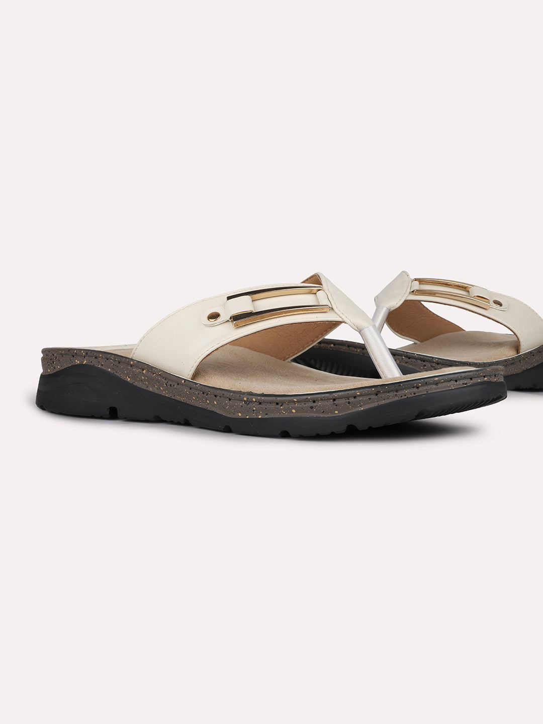 Womens Cream Casual Solid T-Strap Flat Slip-On Sandals