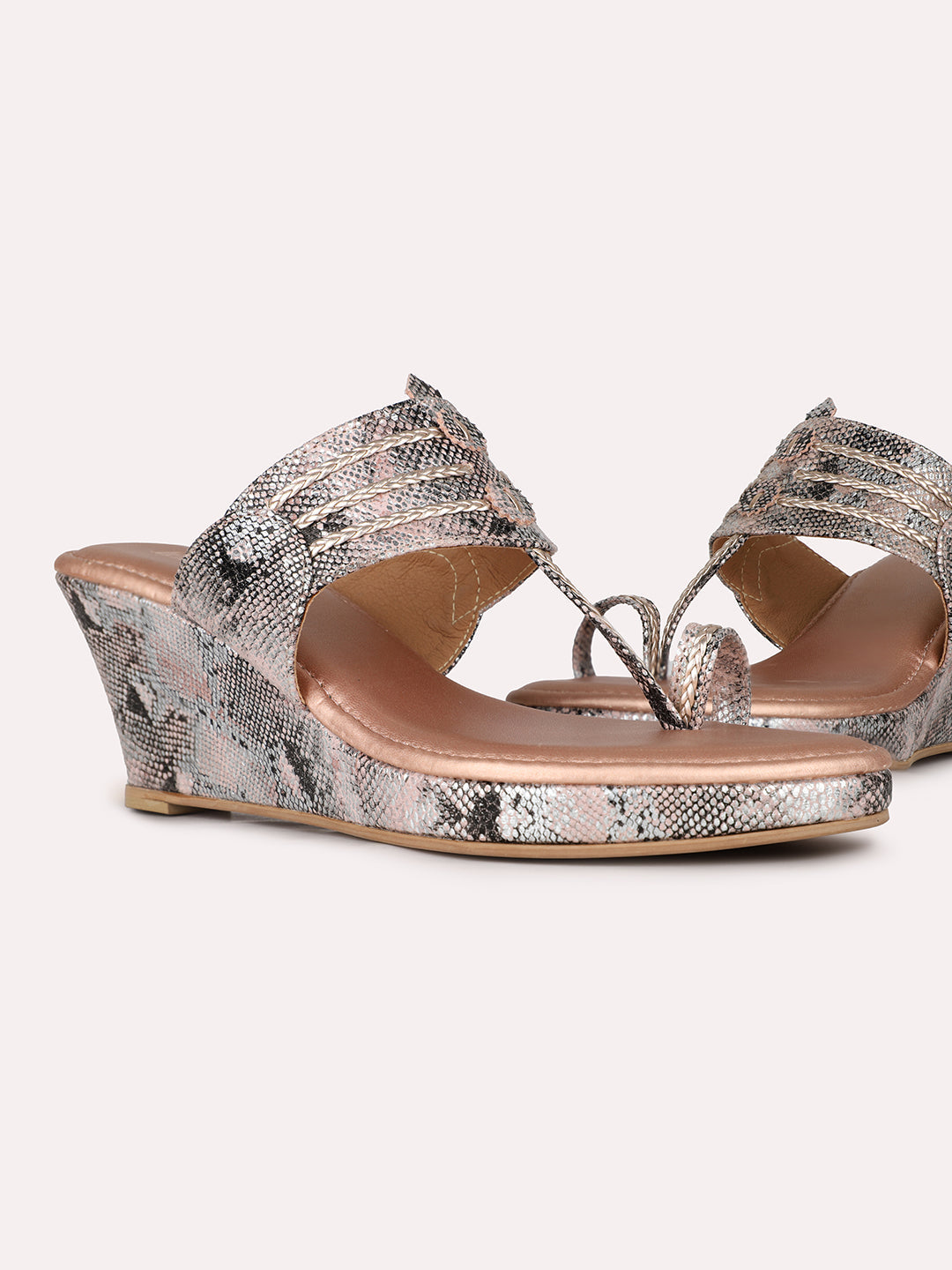 Womens Rose Gold Ethnic Printed Toe Round Toe Wedge Heel Sandals