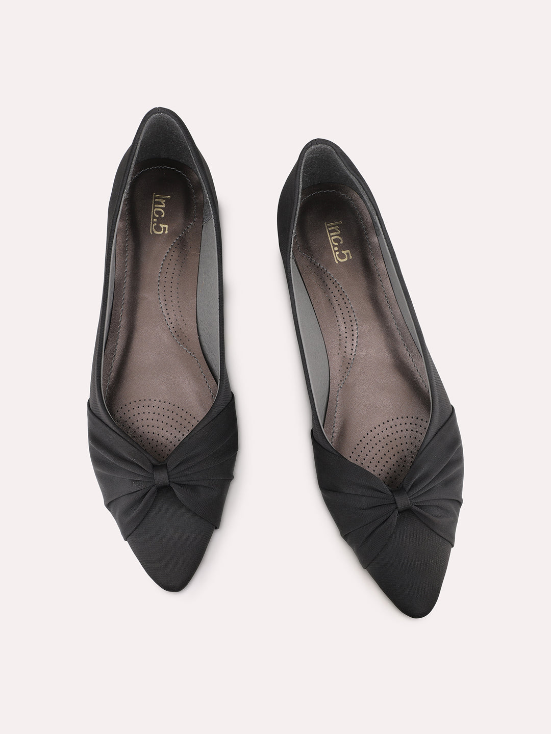 Womens Black Party Wear Solid Pointed Toe Ballerinas