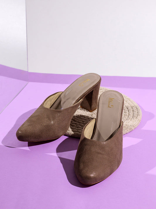 Womens Grey Party Wear Solid Pointed Toe Block Heels