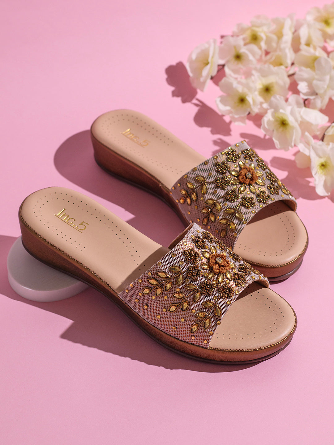 Womens Golden Ethnic Embellished Open Toe Flat Slip-On Sandals