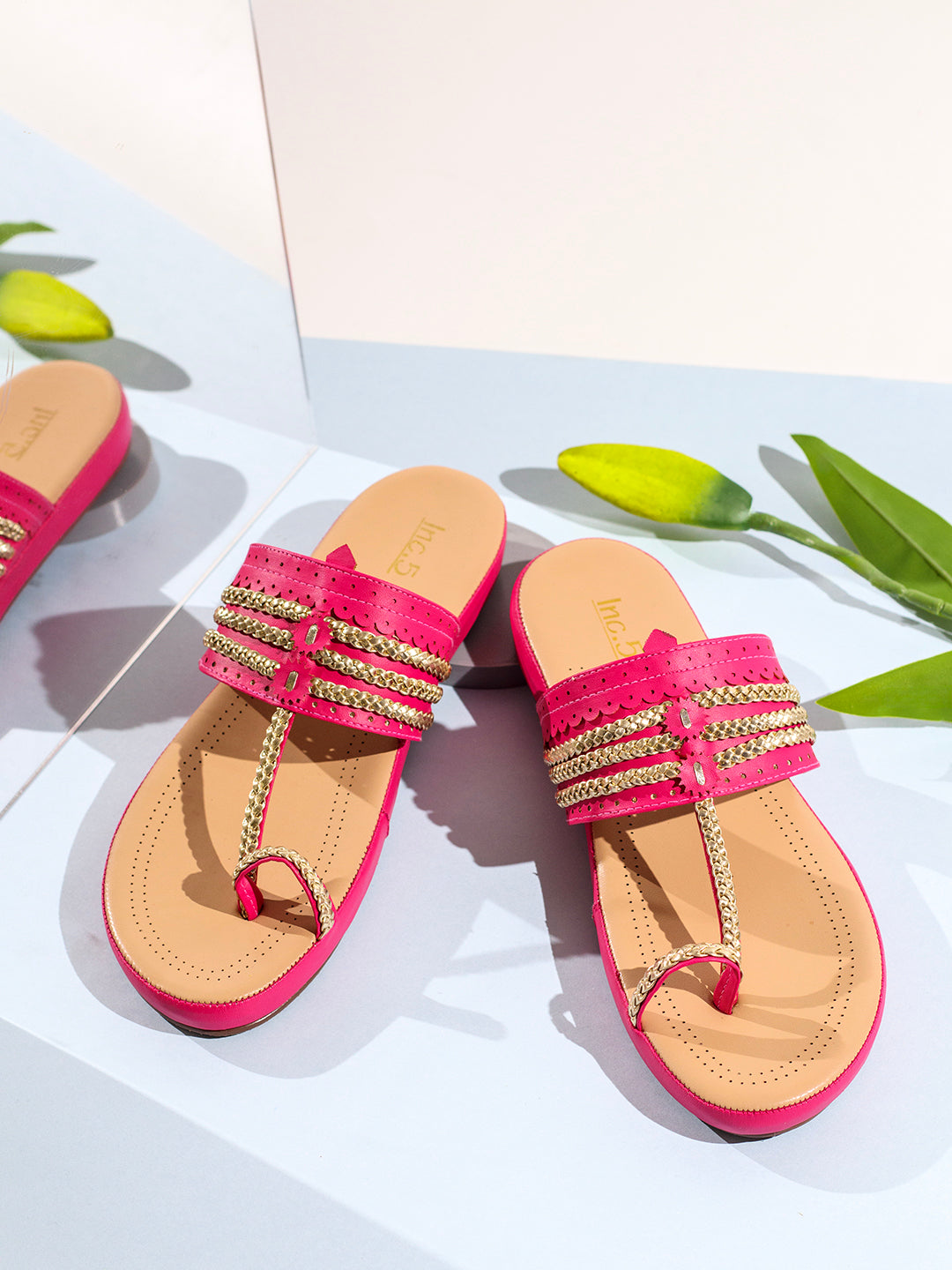 Womens Pink Ethnic Embellished One Toe Flat Slip-On Sandals