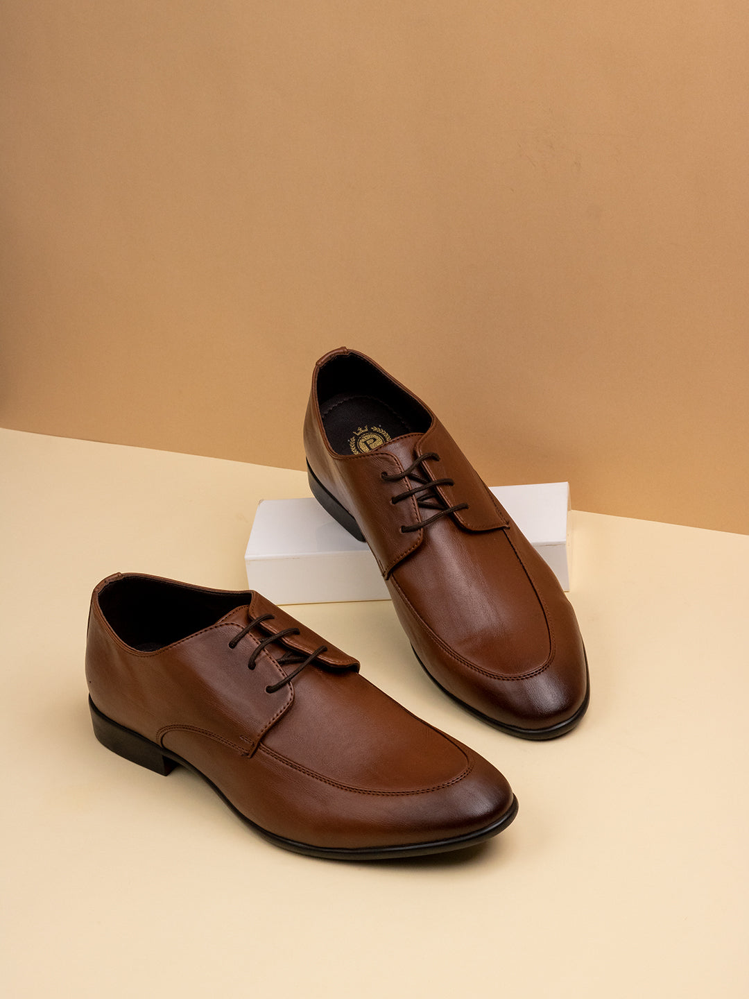 Mens Tan Solid Pointed Toe Formal Leather Laceup Shoes