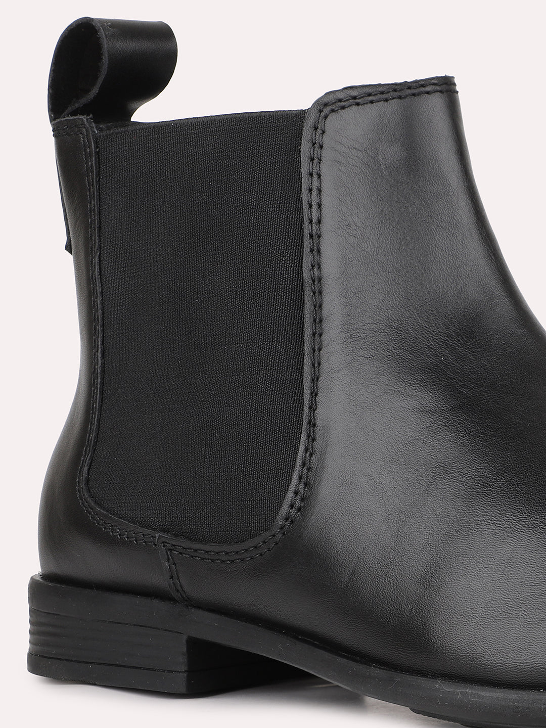 Mens Black Solid Pointed Toe Leather Chelsea Boots