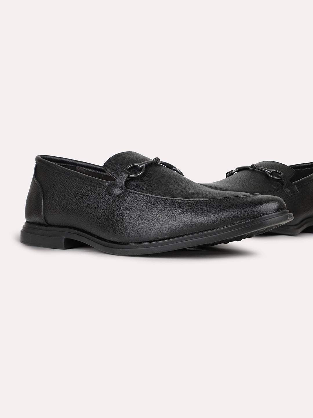 Mens Black Solid Pointed Casual Loafer Shoes