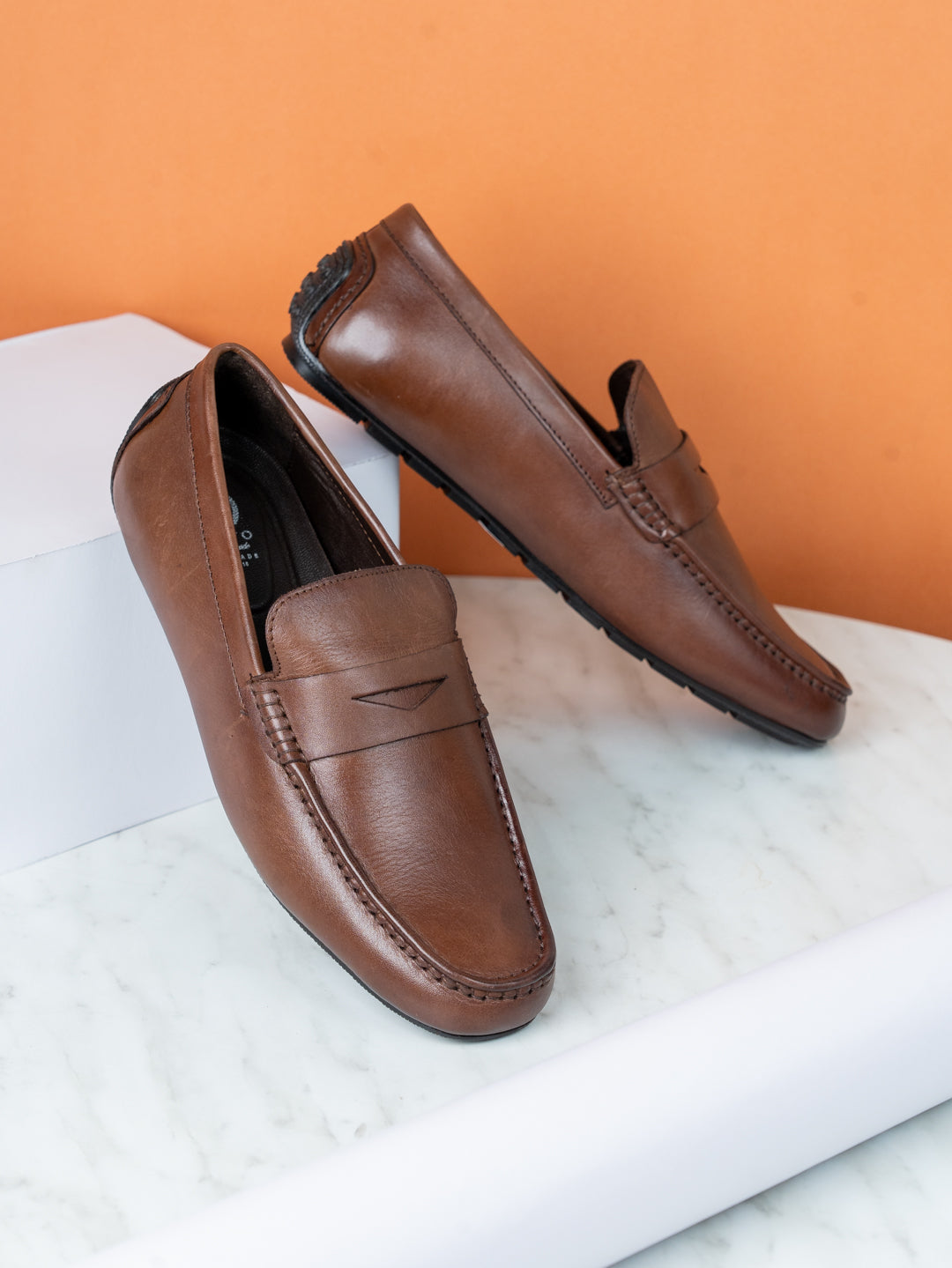 Mens Brown Solid Round Toe Casual Loafer Shoes