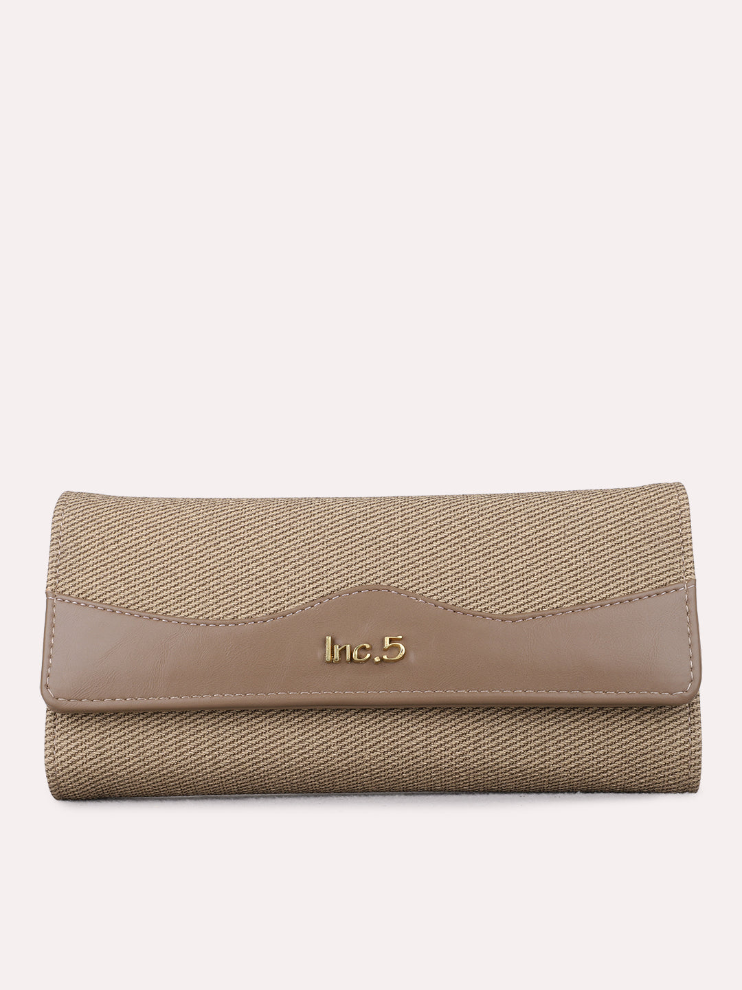 Women Chikoo Textured Bi-Folds Bag With Magnet Lock For Casual