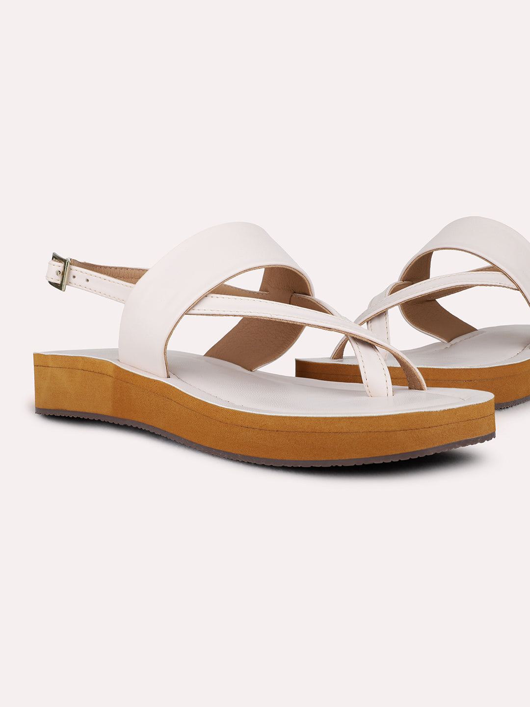 Womens Cream Casual Solid One Toe Flat Slip-Ons
