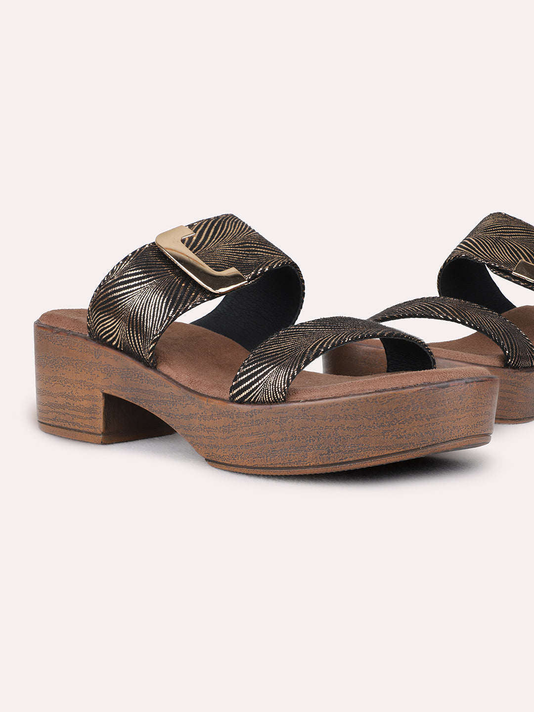 Womens Golden Party Wear Solid Round Toe Platform Heel Sandals