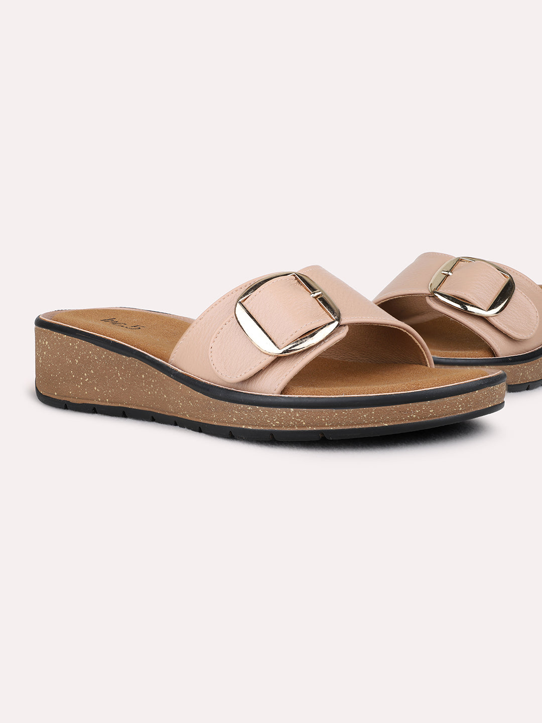 Womens Peach Party Wear Solid Round Toe Wedge Heel Sandals