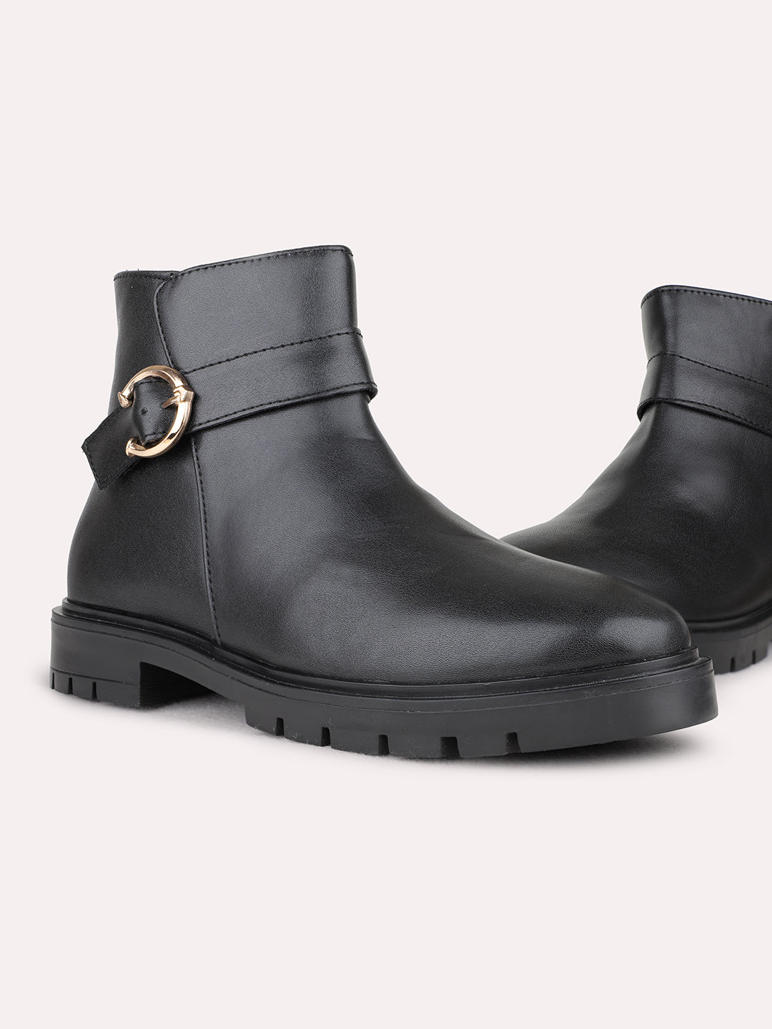 Womens Black Casual Solid Round Toe Ankle Boots