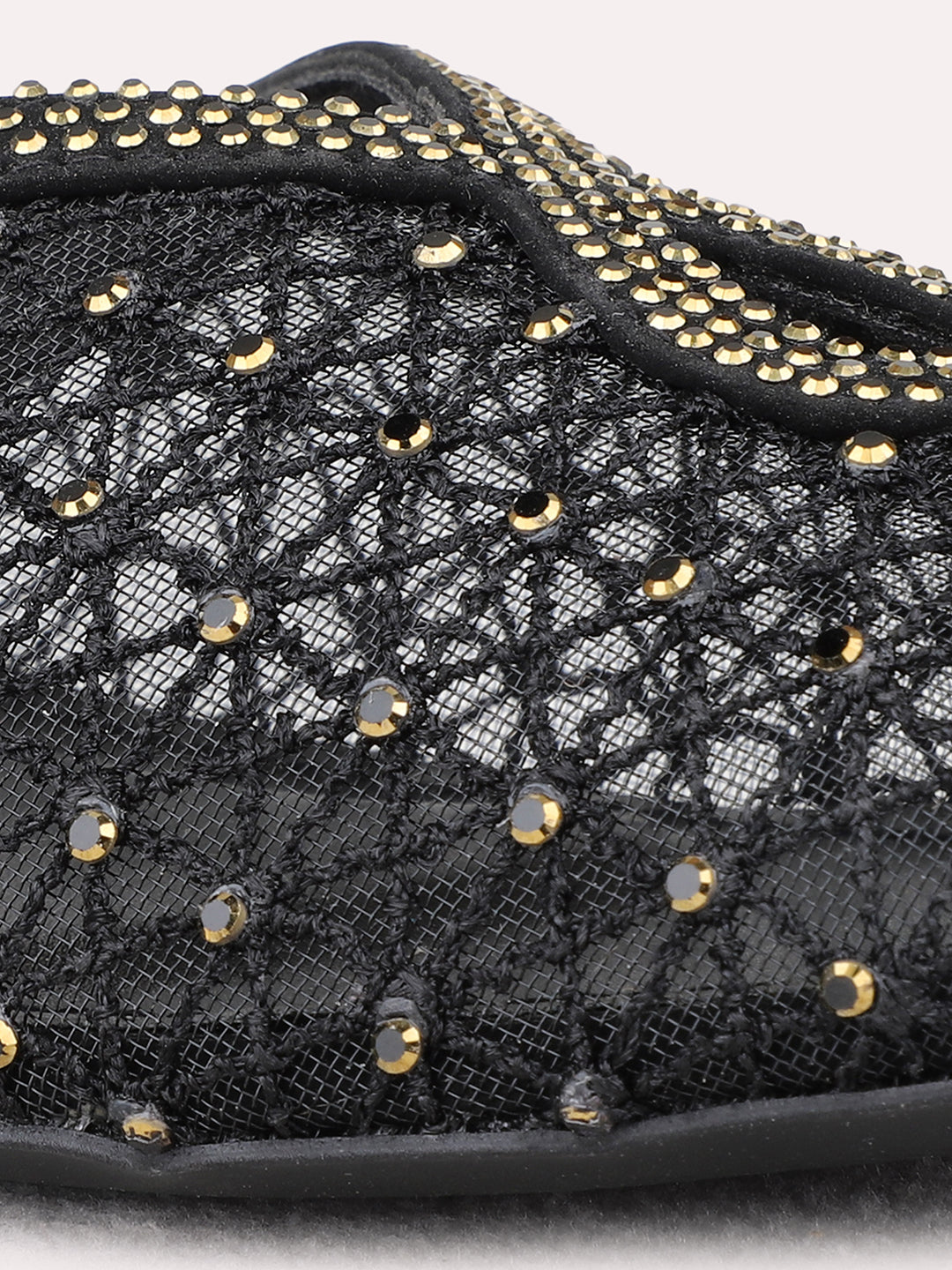 Womens Black Party Wear Solid Pattern One Toe Flats Mules Sandals